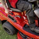 solo by AL-KO Comfort T18-103.4 HD-A V2 Petrol Rear Collect Lawn Tractor - Image 7