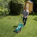 Bosch Rotak 34 R Corded Rotary Lawnmower - Image 3