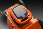 Husqvarna LC 137i Cordless Lawn Mower 37.5cm - Image 5