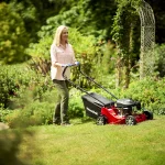 Mountfield SP164 123cc Petrol Lawnmower - Image 3